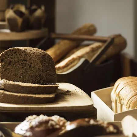 Novotel Centre Hotel