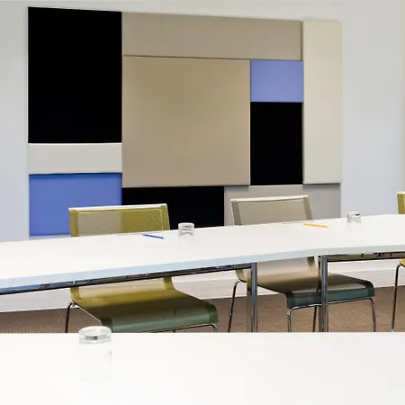 Novotel Centre Hotel 4*