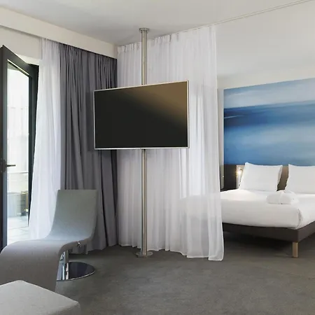 호텔 Novotel Centre 샤를루아