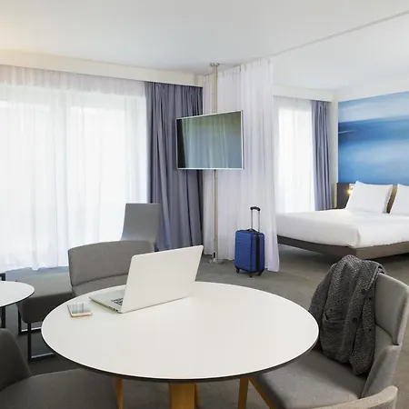 Novotel Centre Отель