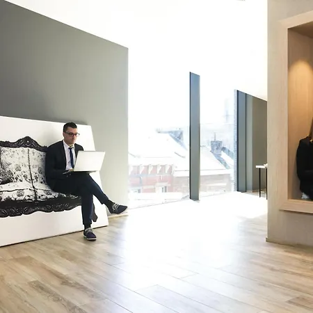 فندق Novotel Centre