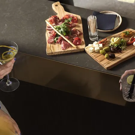 Novotel Centre فندق 4*