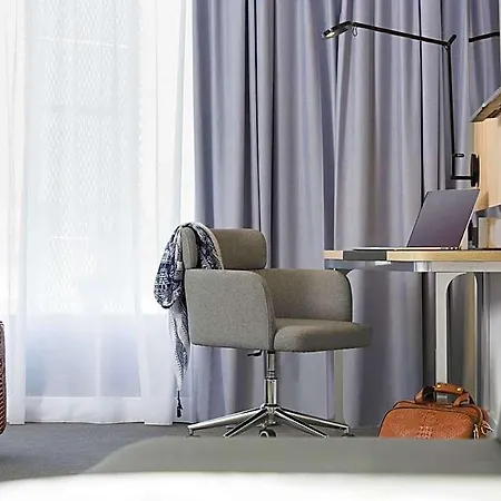 Hotel Novotel Centre 4*