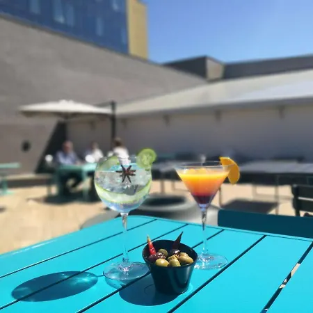 Novotel Centre 4* شارلروا