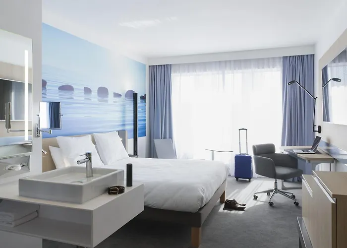 호텔 Novotel Centre 샤를루아