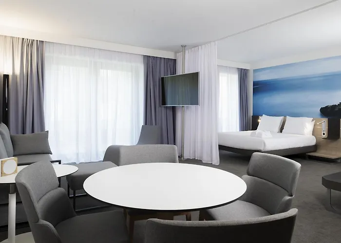 Hotel Novotel Centre 4*