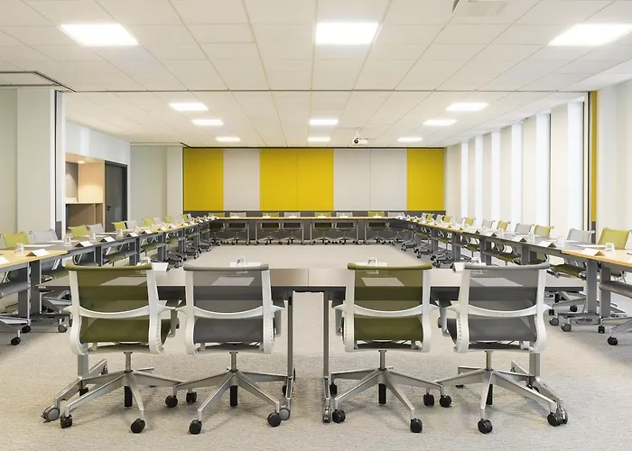 Novotel Centre Hotel