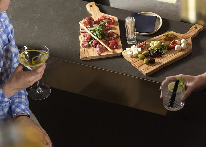 Novotel Centre Hotel