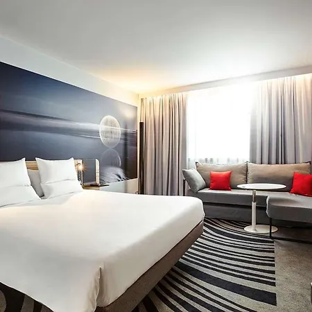 Hotel Novotel Centre 4*